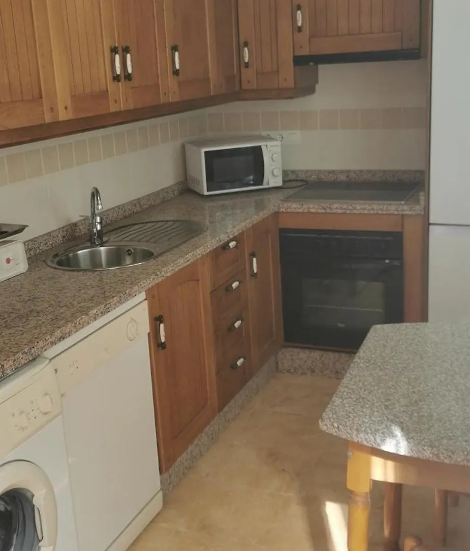 Hogareno Adosado En El Pueblo De Ardales Villa